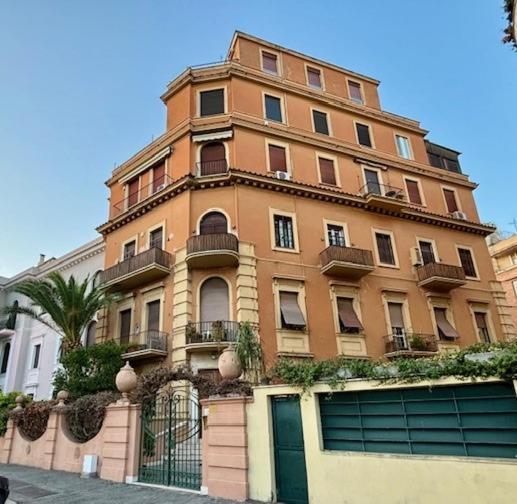 L'arancio A Belle Arti Flaminio Hébergement de vacances *